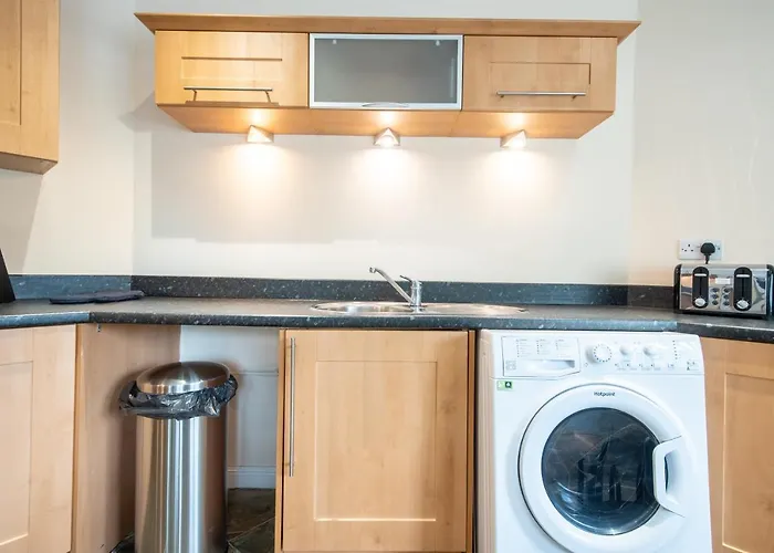 Apartment 4
